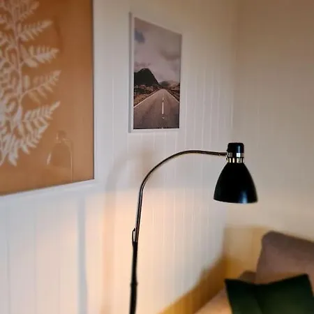 Cosy Close To Gondola And Town Center