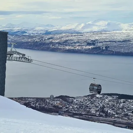 Cosy Close To Gondola And Town Center 公寓