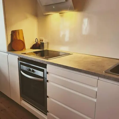 Cosy Close To Gondola And Town Center *